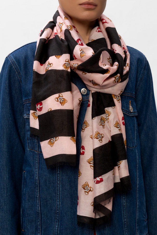 moschino logo scarf